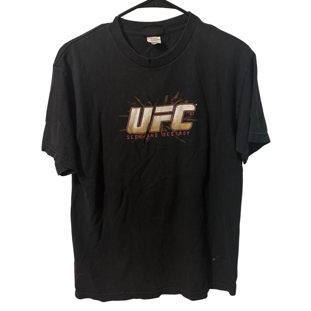 Vintage UFC 87 T Shirt Georges St-Pierre vs Jon Fitch 2008 MMA Graphic Black M